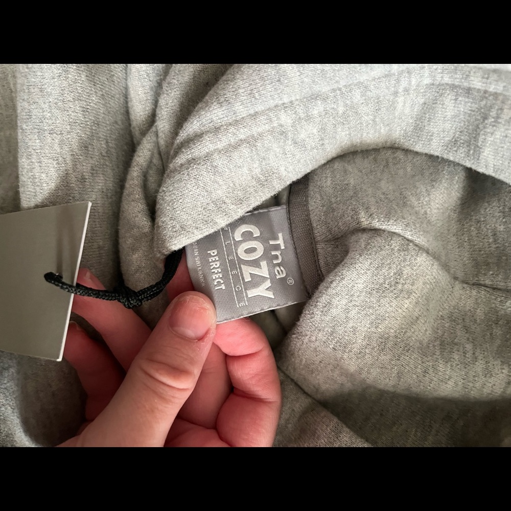 LAST CHANCE  PRICE FIRM TNA cozy fleece